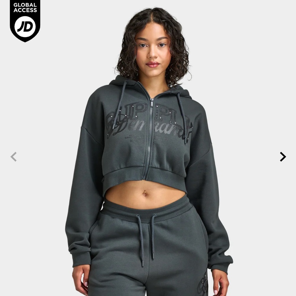 NWT 🆕 Supply & Demand Women's Spray Boxy Hoodie / Dark Grey With Diamantes